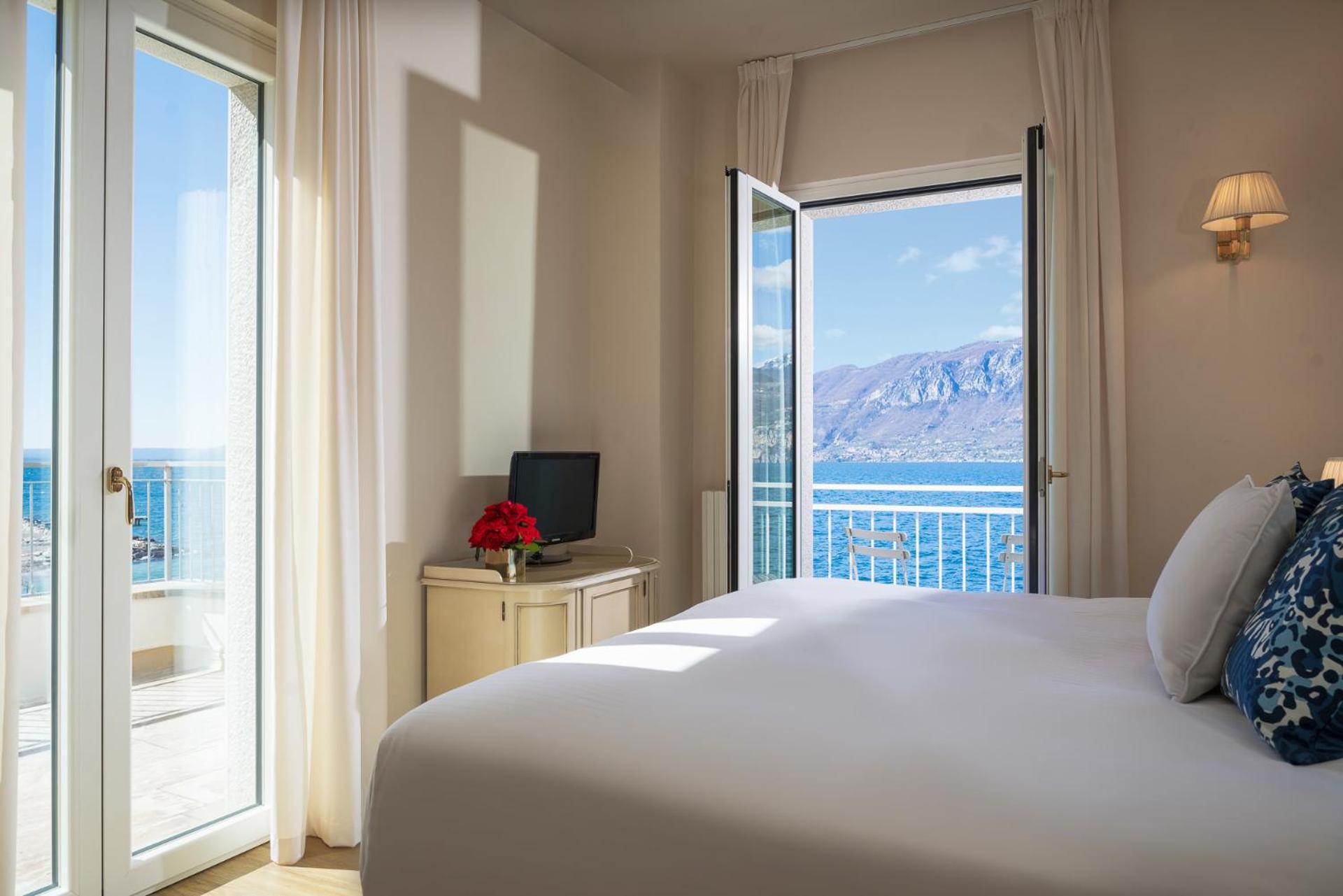 La Caletta Hotel Bolognese Brenzone sul Garda Luaran gambar