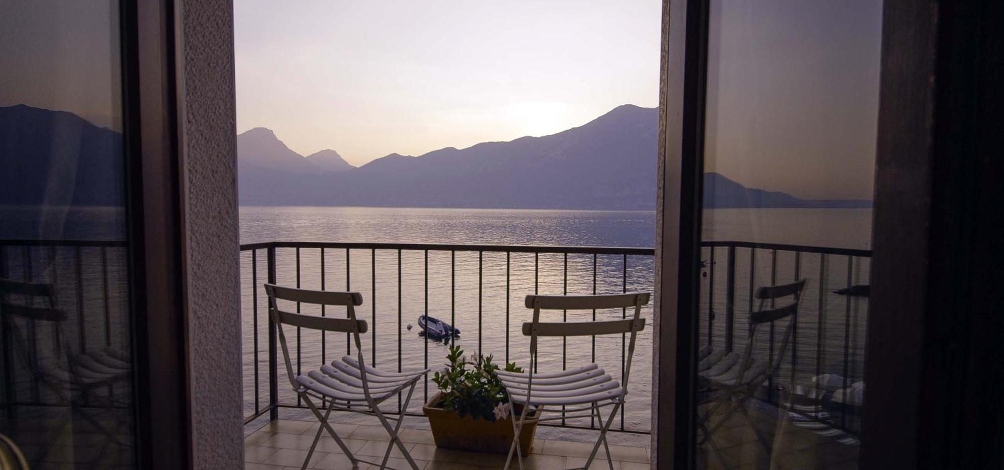 La Caletta Hotel Bolognese Brenzone sul Garda Luaran gambar