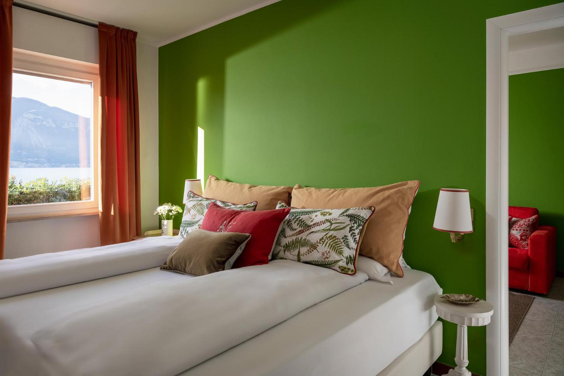 La Caletta Hotel Bolognese Brenzone sul Garda Luaran gambar