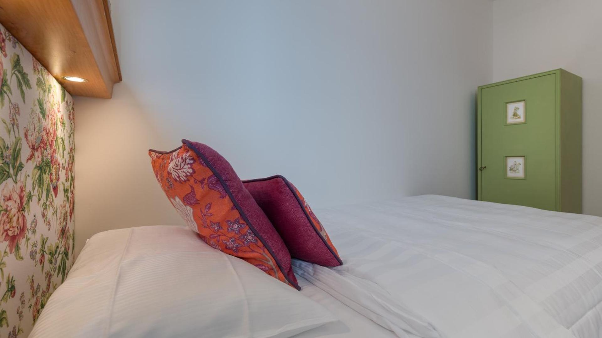 La Caletta Hotel Bolognese Brenzone sul Garda Bilik gambar